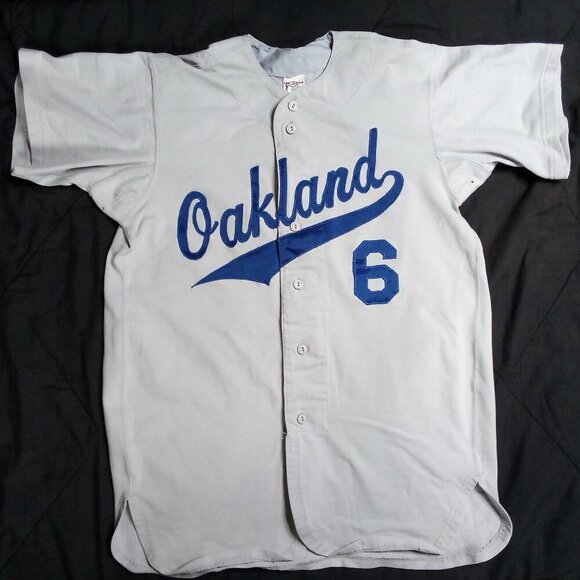 Vintage Oakland Script Spell Out Baseball Jersey - Picture 2 of 6